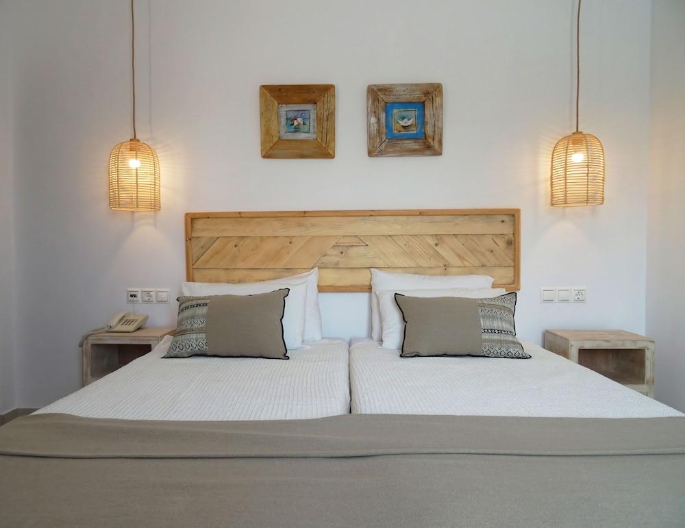 فندق Paros Bay Parasporos المظهر الخارجي الصورة